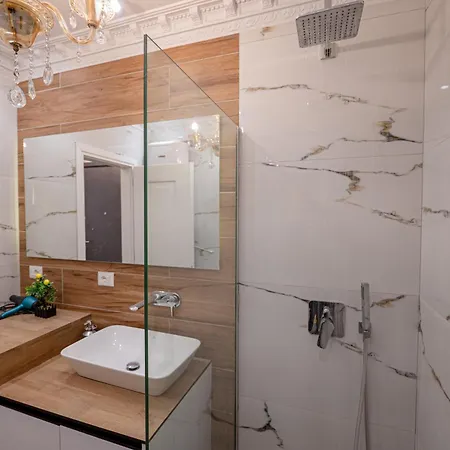 Luxury Appartamento Sarandë